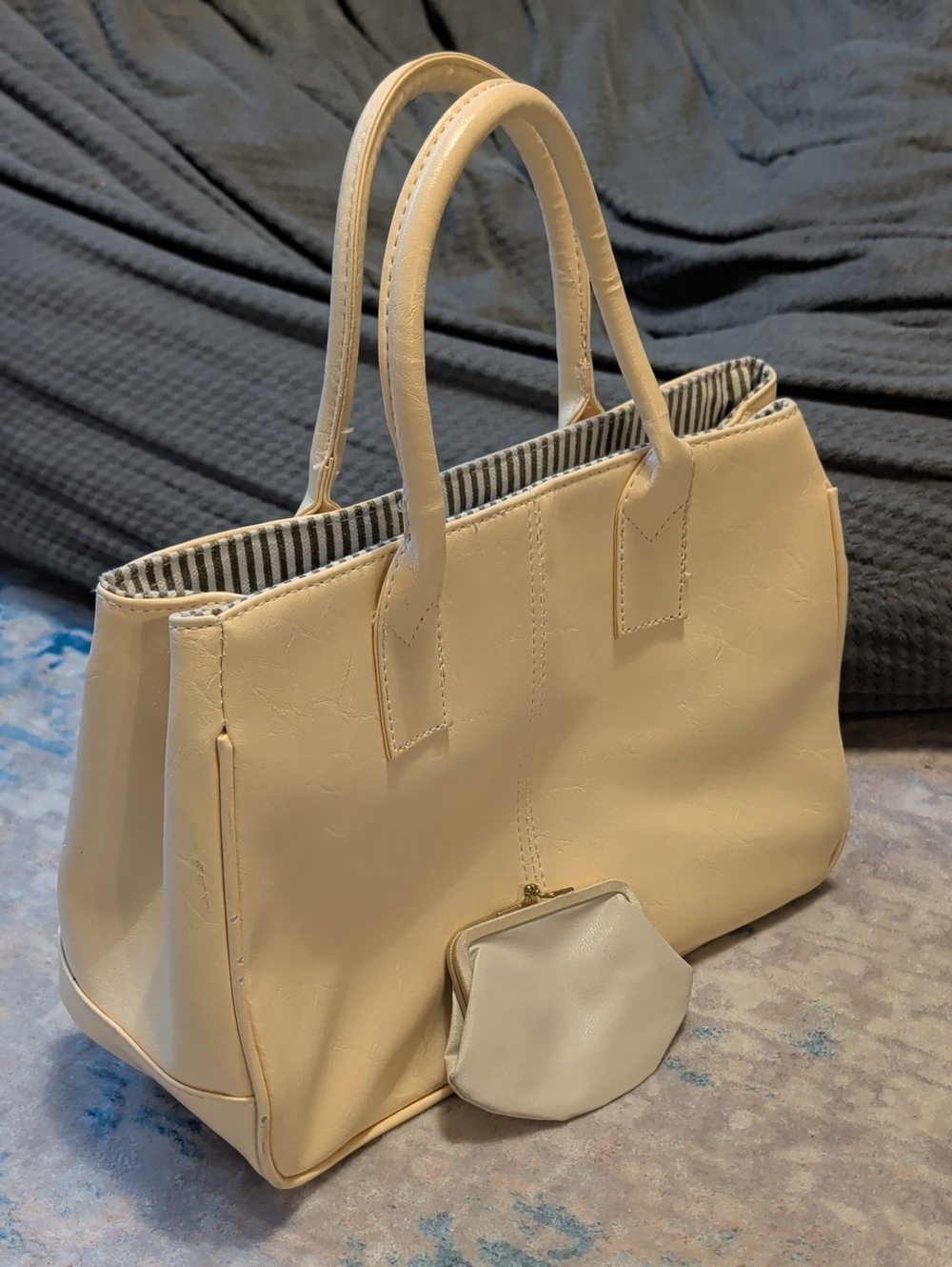 Vintage Cream Tote Handbag with Coin Purse Classic